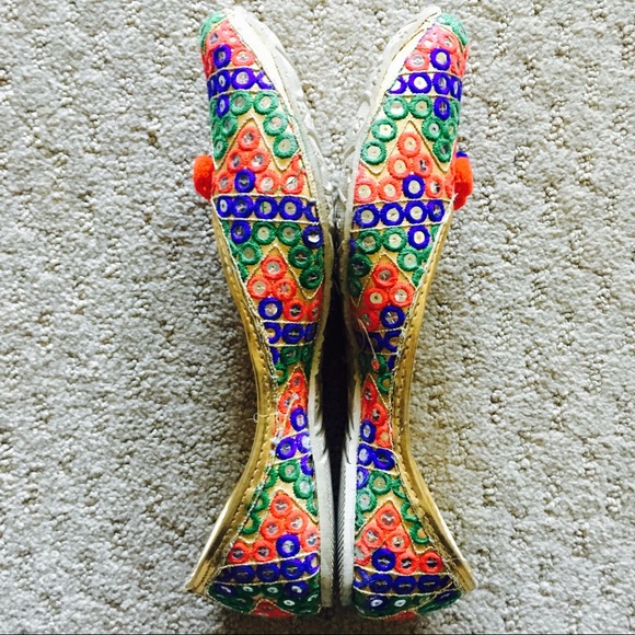 Mirror Embedded Shoes - Picture 7 of 8